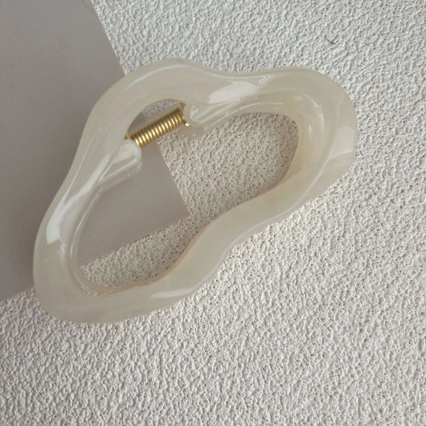 Irregular Hollow Out Hair Claw Clip – Large Geometric Grip Hair Claw Clip ZURRIES BILLINERY (PVT) LTD.