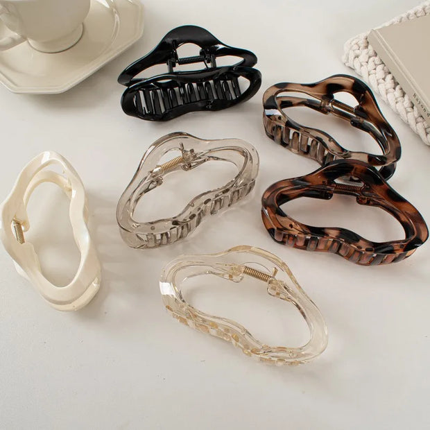Irregular Hollow Out Hair Claw Clip – Large Geometric Grip Hair Claw Clip ZURRIES BILLINERY (PVT) LTD.
