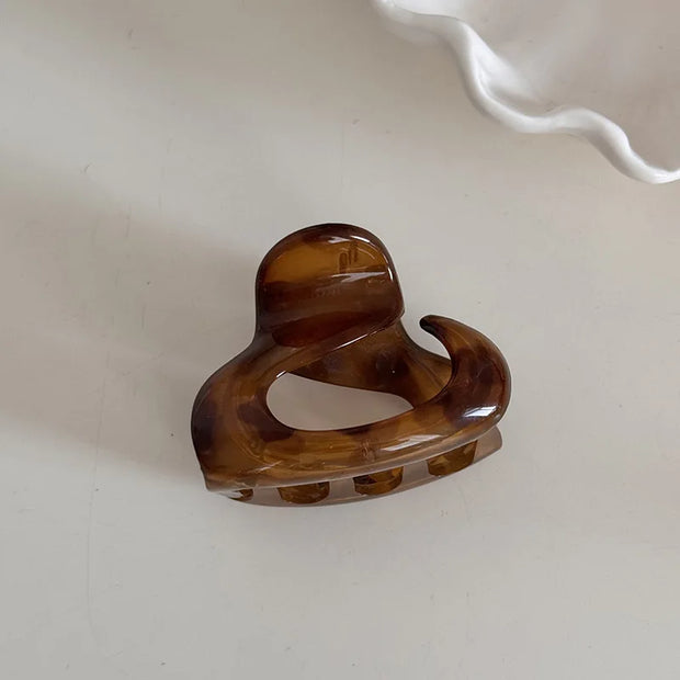 Leopard Print Large Hair Claw Clip – Bold Vintage Style Hair Claw Clip ZURRIES BILLINERY (PVT) LTD.